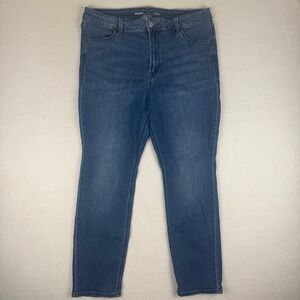 Old Navy High-Rise Wow Straight Jeans Womens 14 Short Medium Wash Blue Denim